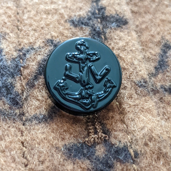 Louis Vuitton Monogram Wool Skirt. - Picture 5 of 16